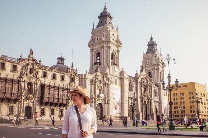 Modern and Colonial Lima City Tour. - Three central buildings are seen from outside