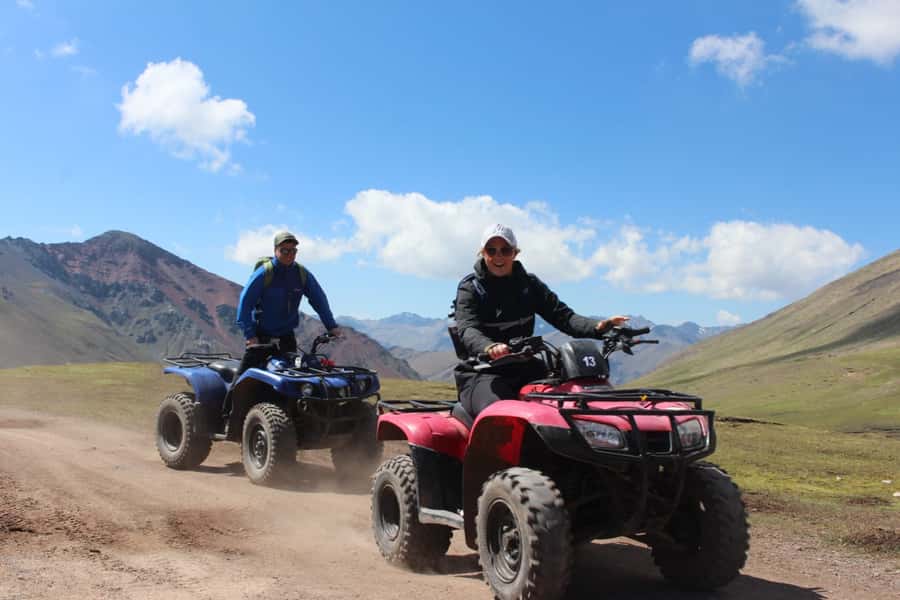 Montaña de Colores: tour en cuatrimotos día completo - What the $75 price really covers