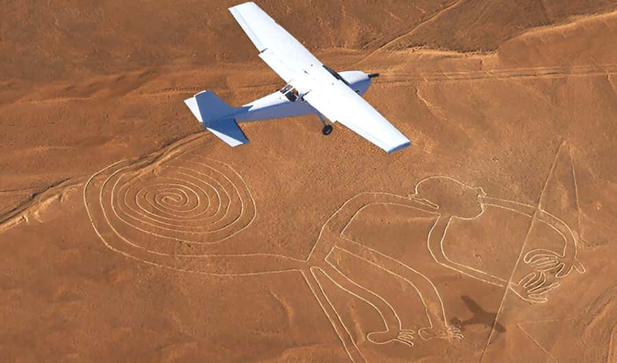 Nazca: Light aircraft flight over the Nazca Lines - Hotel pickup and the road to Maria Reiche Neumann Airport