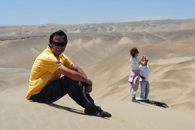 Nazca Lines & Ballestas Islands Private Tour Bus&Flight from Lima - Waiting in Paracas between the boat and flight