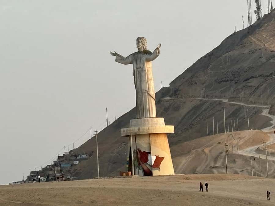 Pachacamac: Private tour of the Great Archaeological Sanctuary and Site Museum - Guides can shape the whole experience