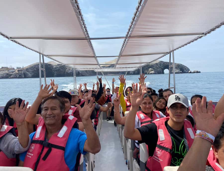 Paracas: Ballestas Islands Morning Boat Tour - From El Chaco marina to the open Pacific