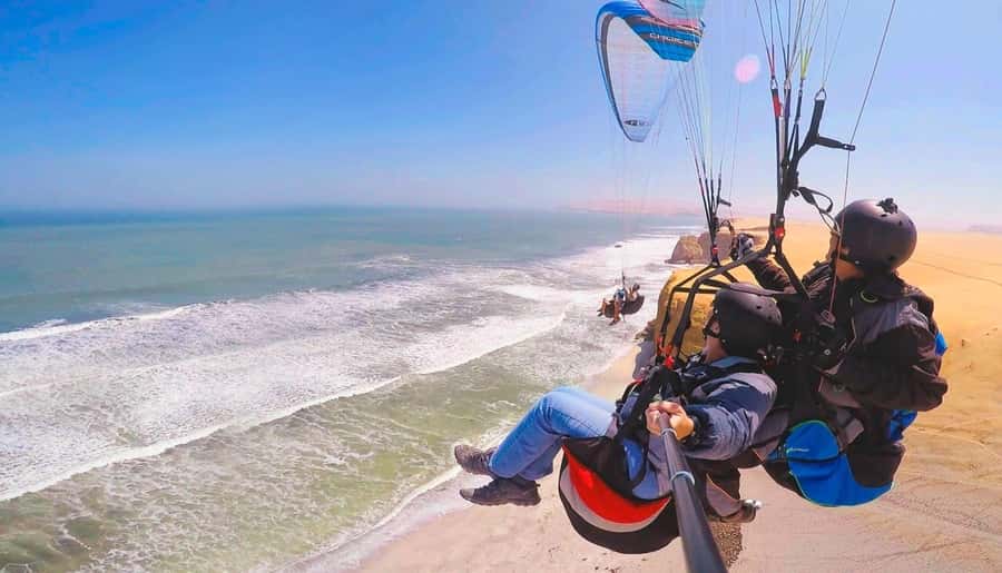 Paracas : Paragliding - Fly Like a Bird - Choosing between Cerro Maldito, Playa Supay, and La Catedral