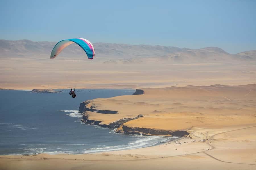 Paracas : Paragliding - Fly Like a Bird - Leaving Paracas for the National Reserve