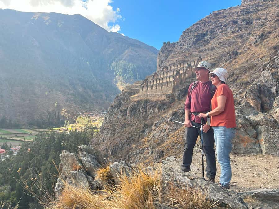 Pisaq, Ollantaytambo, Chinchero - Sacred Valley Experience - The morning ride and first viewpoint