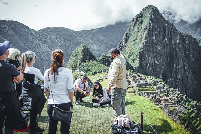 Private Machu Picchu Day Tour by Panoramic Train - Choosing between Voyager and the panoramic trains