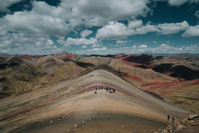 PRIVATE Palccoyo Rainbow Mountain tour - A private group changes the feel of the day