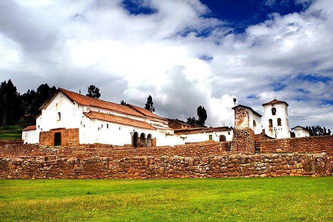 Private Tour: 2-Day Exploration of the Sacred Valley and Machu Picchu - Entering Machu Picchu early in the morning
