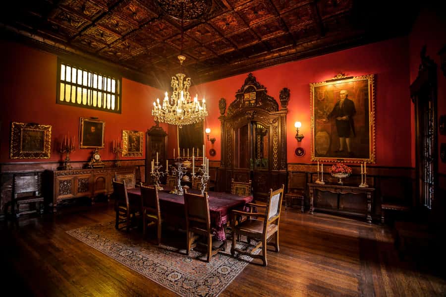 Private Tour Casa Aliaga,San Francisco Convent, Larco Museum - Larco Museum’s mansion and pyramid