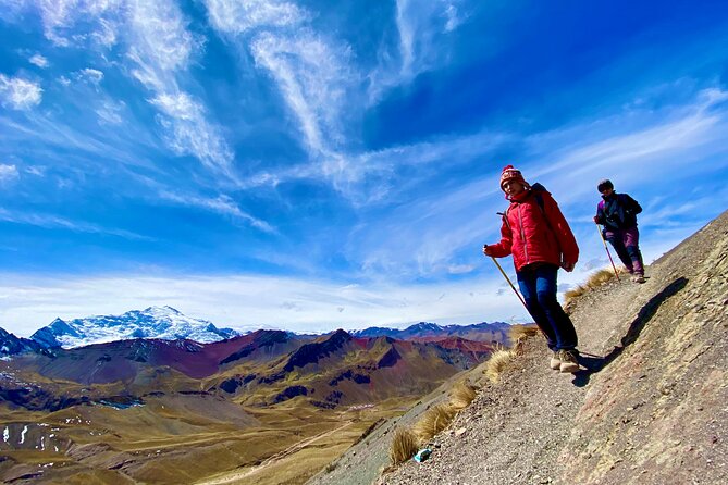 Private Tour Rainbow Mountain + Red Valley + LUNCH - How private guiding changes the experience