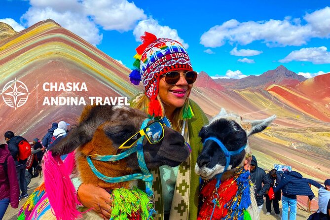 Private Tour Rainbow Mountain + Red Valley + LUNCH - The 4:00 a.m. departure from Cusco