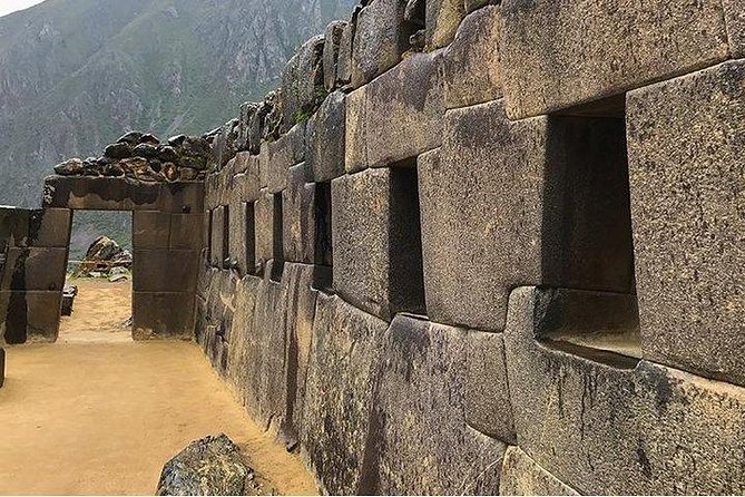 Private Tour Sacred Valley, Chinchero, Maras Moray, Ollantaytambo - Moray and Maras: the visual center of the route