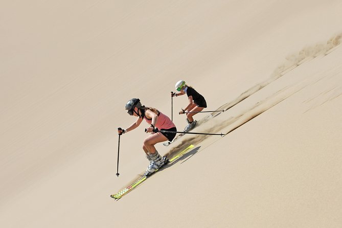 Professional Sandboard & Sandski Tour in Ica, Peru - The first hour: learning to move on sand