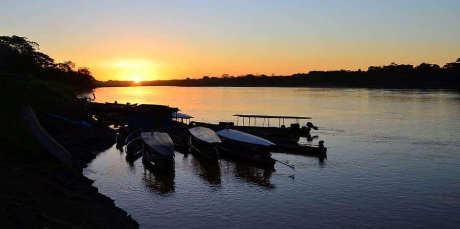 Puerto Maldonado: 3-hour sunset boat ride - The Madre de Dios River gives you a gentle start