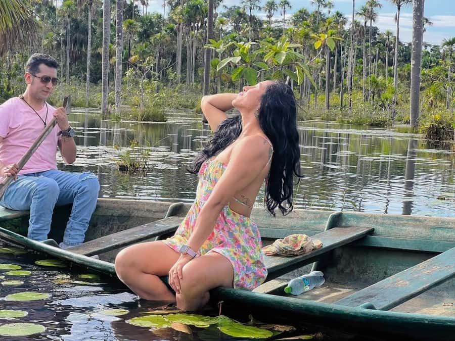 Puerto Maldonado: Lake Yacumama sunset and piranha fishing - Parrots, macaws, and the return-to-the-lake hour