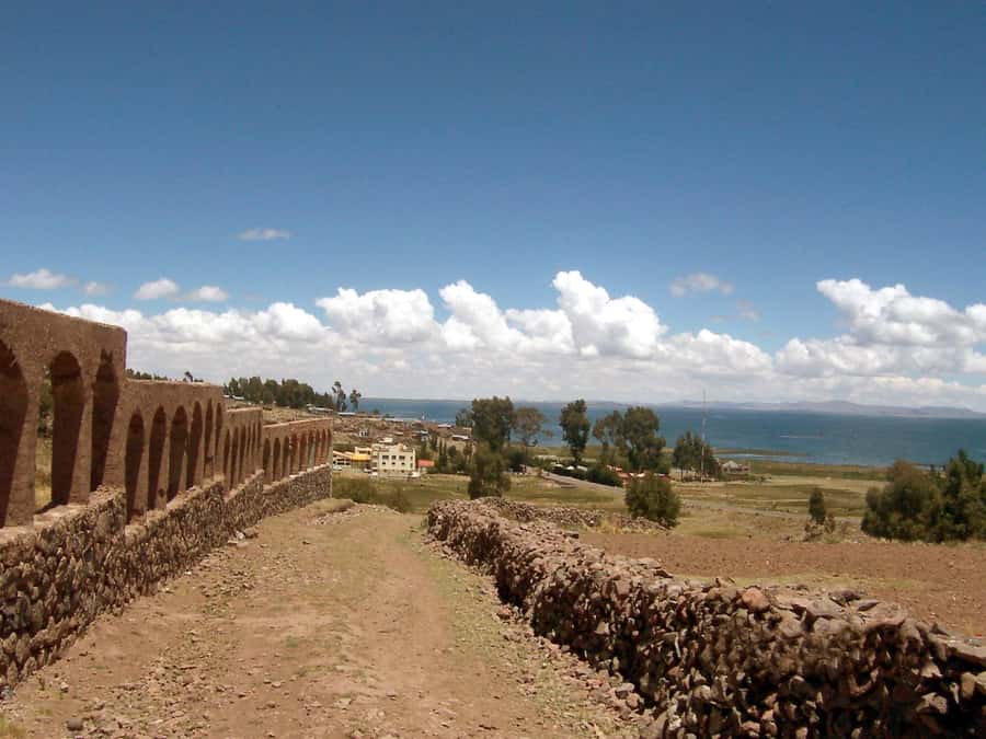 Puno: Chucuito, Aramu Muru, and Juli Day Trip - Meeting the mystery of Aramu Muru