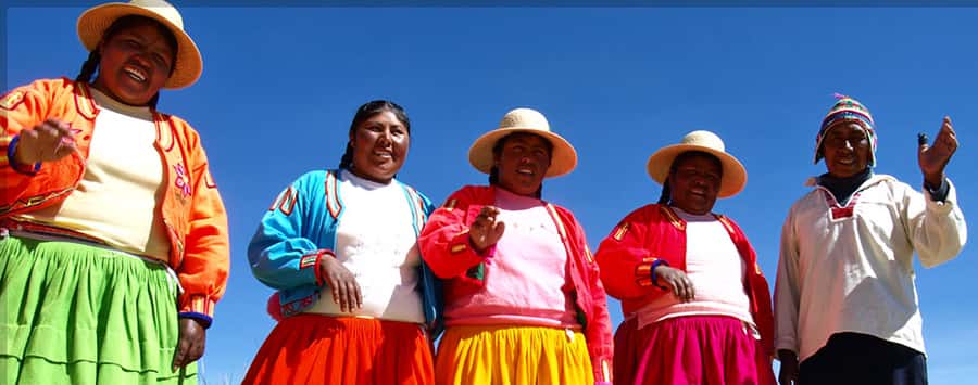 Puno: Full-Day Tour of Lake Titicaca and Uros & Taquile - Uros and the reed-built islands
