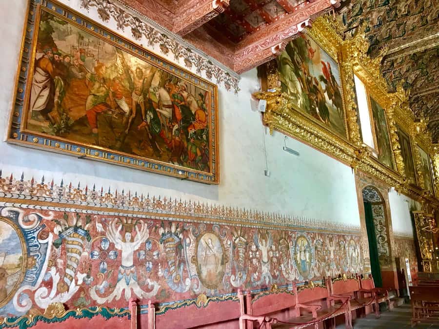 Puno: Route Of The Sun to Cusco with Lunch and Ticket Option - La Raya at more than 4,300 meters