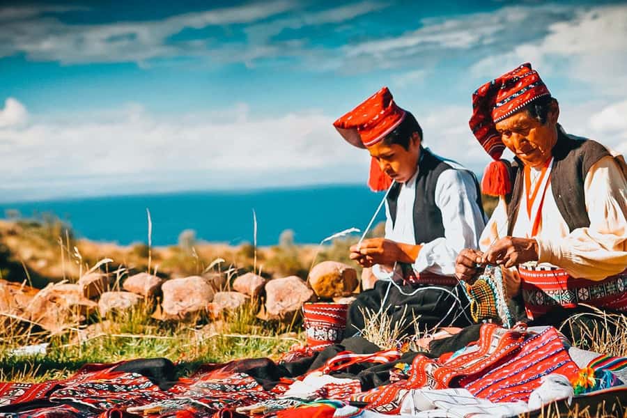 Puno: Uros and Taquile Islands Full-Day Tour with Lunch - Lunch with a view over Lake Titicaca