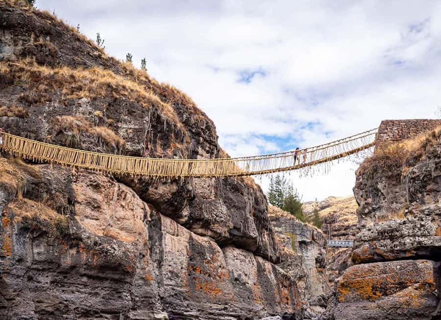 Queswachaka : Tour Inca bridge - The 4:00 a.m. Pickup From Central Cusco