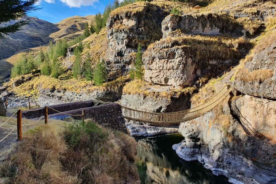 Queswachaka : Tour Inca bridge - Pomacanchi, the Largest of the Four Lagoons