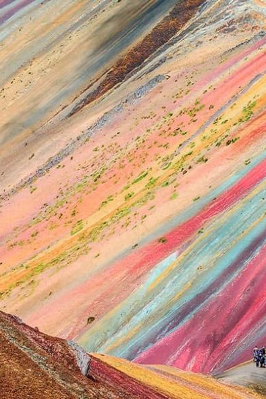 Rainbow mountain horseback riding tour + Buffet Lunch - Returning to Cusipata for the buffet lunch