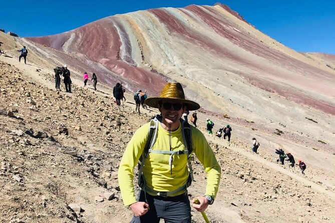 Rainbown mountain cusco 1 Day - Reaching the striped summit