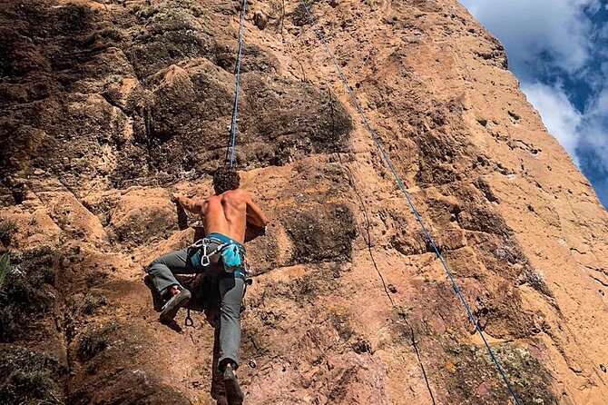 Rock Climbing full day - Gear, instruction, and the role of the guide
