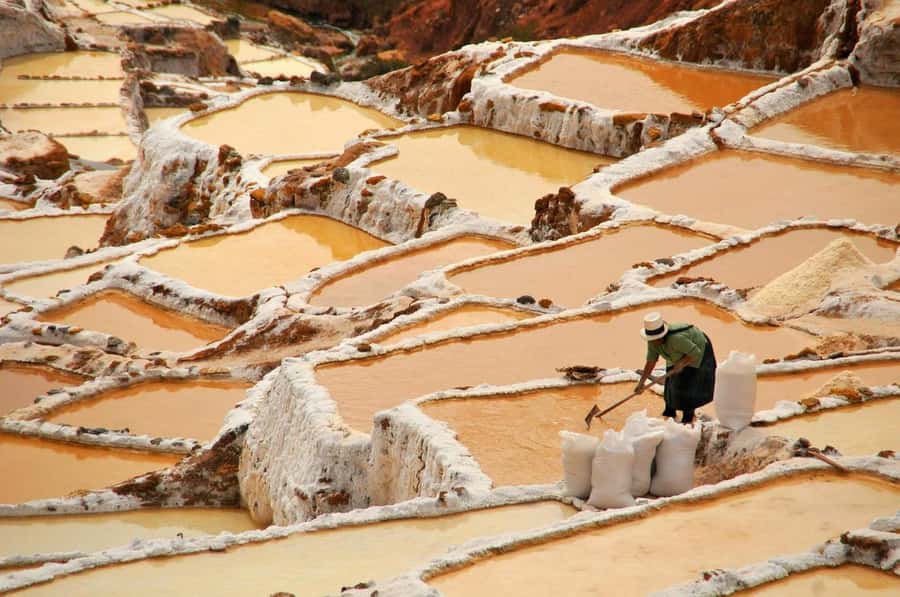 Sacred Valley: Chinchero, Moray, Ollantaytambo & Pisac+Lunch - Urubamba is the day’s welcome pause