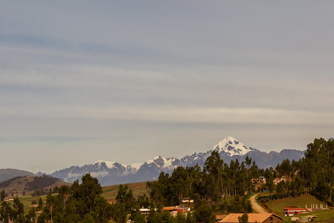 Sacred Valley - Pisac and Ollantaytambo day tour - The drive to Urubamba and the midday meal