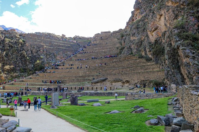 Sacred Valley Pisac Ollantaytambo and Chinchero Full-Day Tour - Pisac terraces, tombs, and valley views