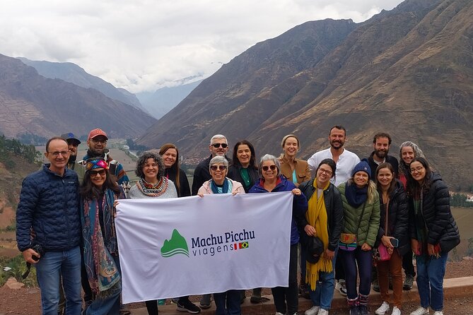 Sacred Valley VIP Private Tour - Urubamba lunch: a welcome pause in the valley