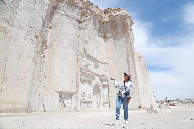 Sillar Route in Arequipa and viewpoint of the Volcanoes - Transport, timing, and meeting points