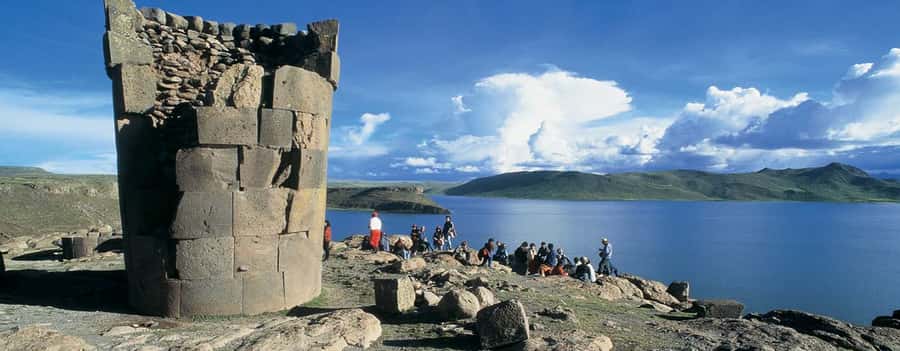 Sillustani: Chullpas de Sillustani Afternoon Half-Day Tour - From Puno to the Peninsula Above Umayo Lagoon