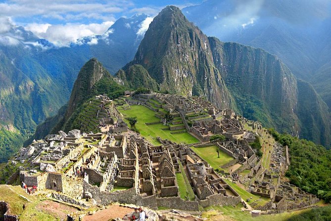 Small Group: 4-Day Inca Trail Trek to Machu Picchu - Day 1: Km 82 to Wayllabamba