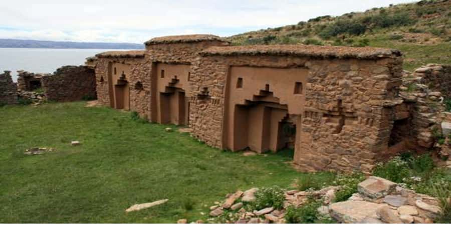 Sun and Moon Tour - Crossing Lake Titicaca to Sun Island