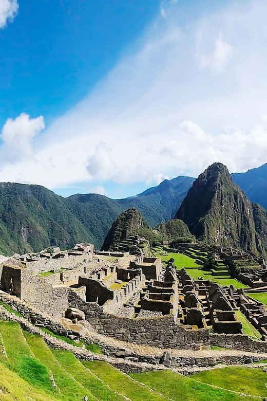 TOUR TO MACHU PICCHU FULL DAY BY TRAIN – The Best Adventure - The bus ride up to Machu Picchu
