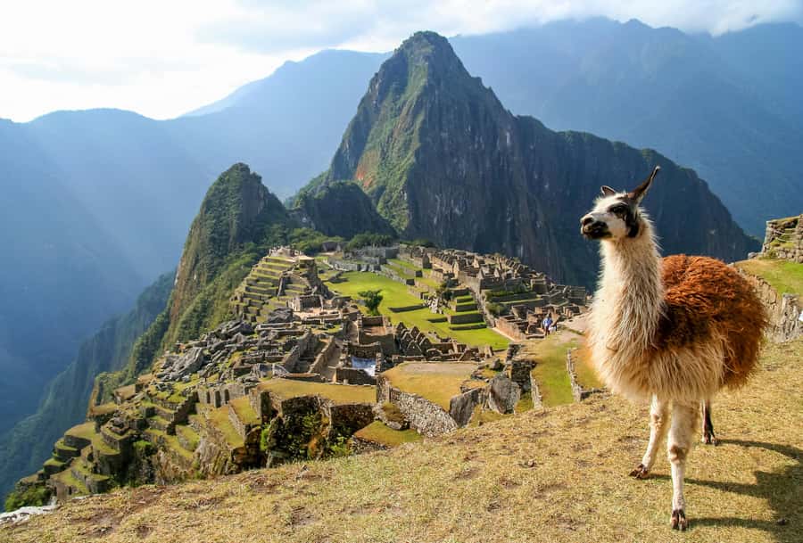 TOUR TO MACHU PICCHU FULL DAY BY TRAIN – The Best Adventure - The 4:00 AM pickup and drive to Ollantaytambo