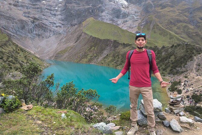 Tour to the HUMANTAY LAGOON from CUSCO - Breakfast in Mollepata Before the Trail