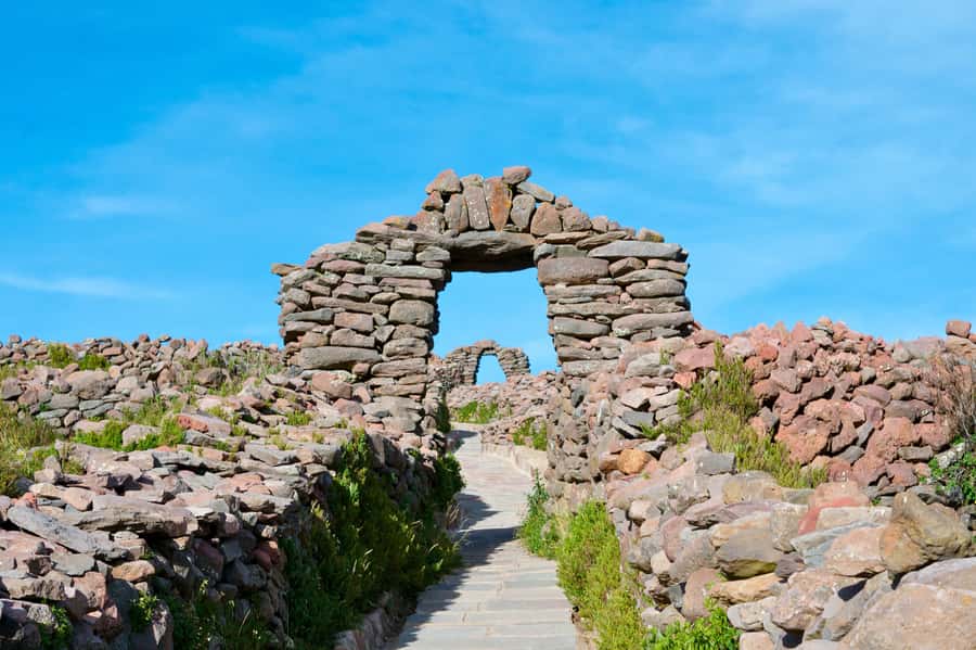 Two Day Lake Titicaca Tour With Homestay - Day one: arriving on Amantani Island