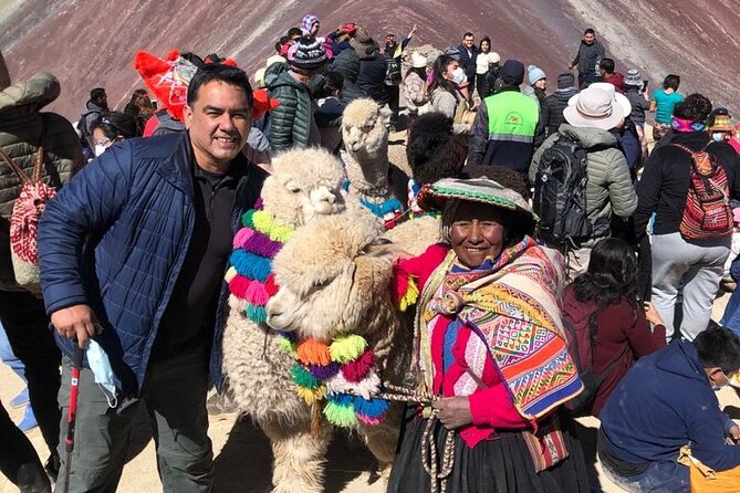 Vinicunca Rainbow Mountain Full-Day Tour from Cusco - The 4 km climb from 4,800 to 5,000 meters