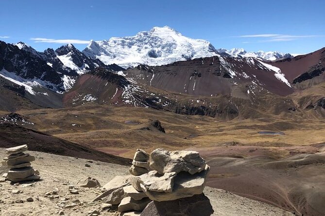 Vinicunca Rainbow Mountain Full-Day Tour from Cusco - What the guide adds to the day