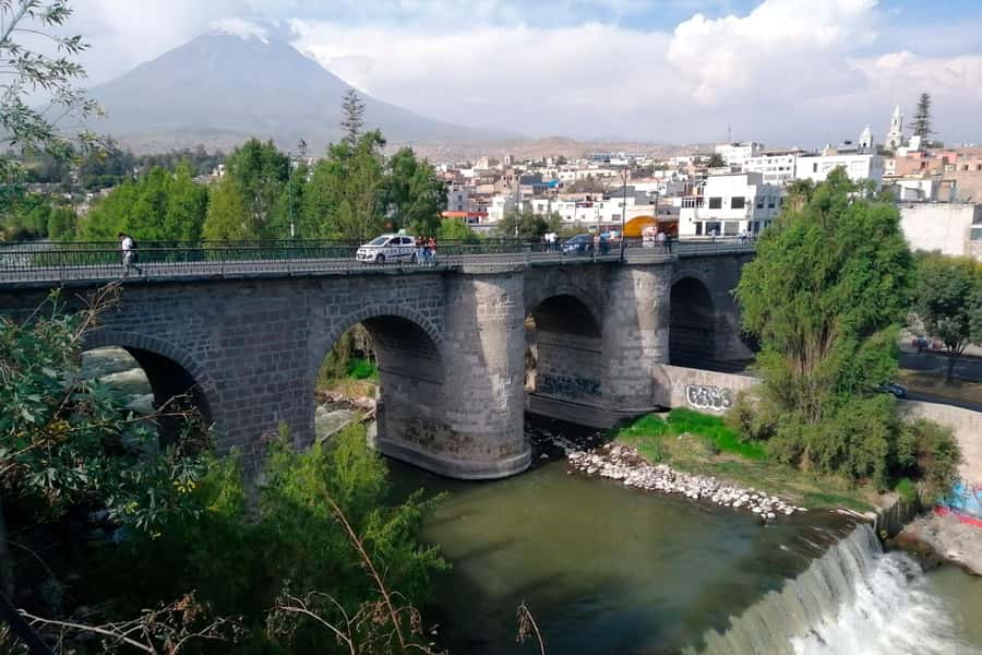 Walking tour in the Historic Center of Arequipa - Timing, pace, and practical comfort